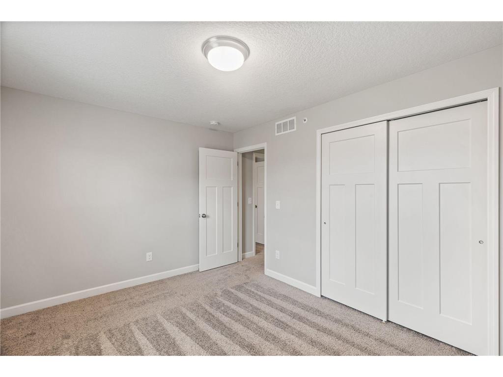 1928 Tyrone Drive Shakopee MN 55379 7050071 image22