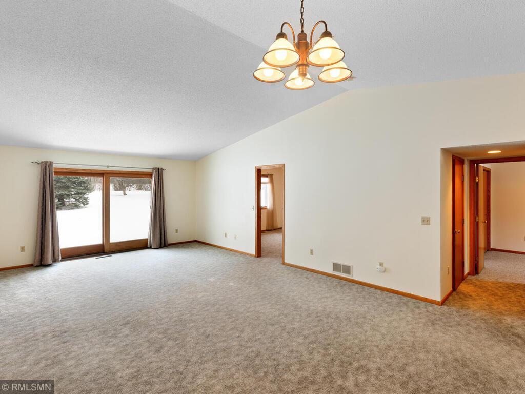 1928 Vierling Drive E Shakopee MN 55379 7002083 image13
