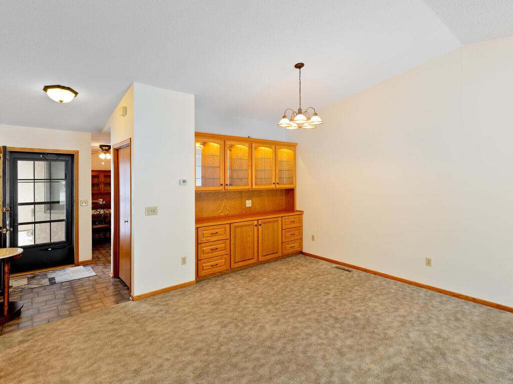1928 Vierling Drive E Shakopee MN 55379 7097614 image11