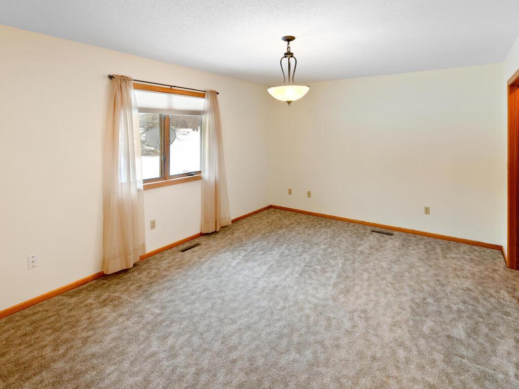 1928 Vierling Drive E Shakopee MN 55379 7097614 image14