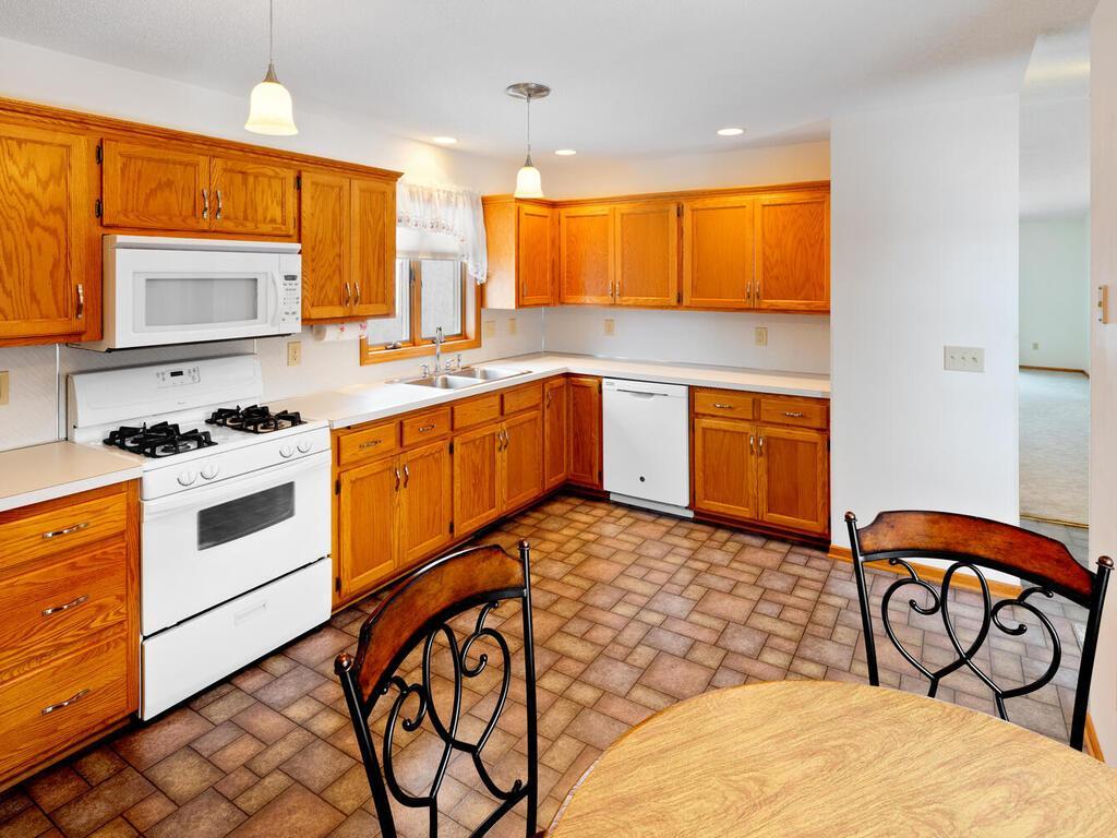 1928 Vierling Drive E Shakopee MN 55379 7097614 image6