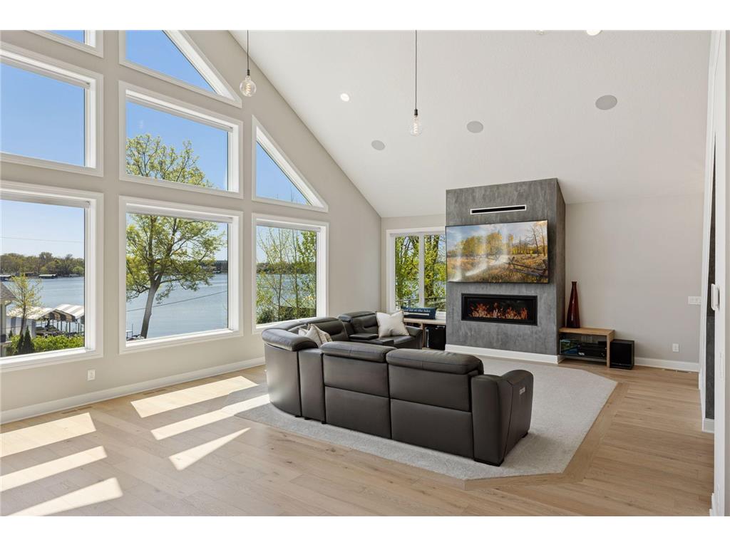 1929 Fagerness Point Road Orono MN 55391 6711212 image1