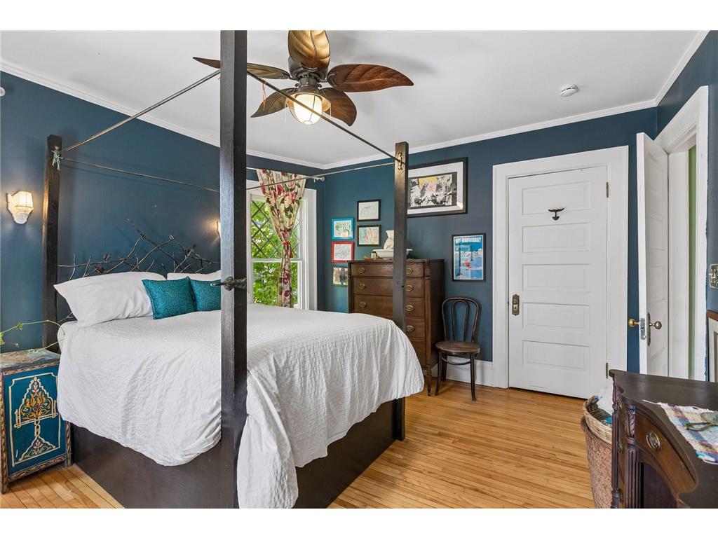 1929 James Avenue S Minneapolis MN 55403 7074493 image27