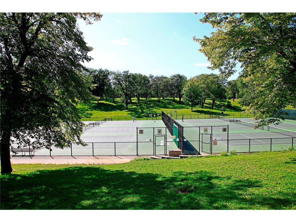 1929 James Avenue S Minneapolis MN 55403 7074493 image60