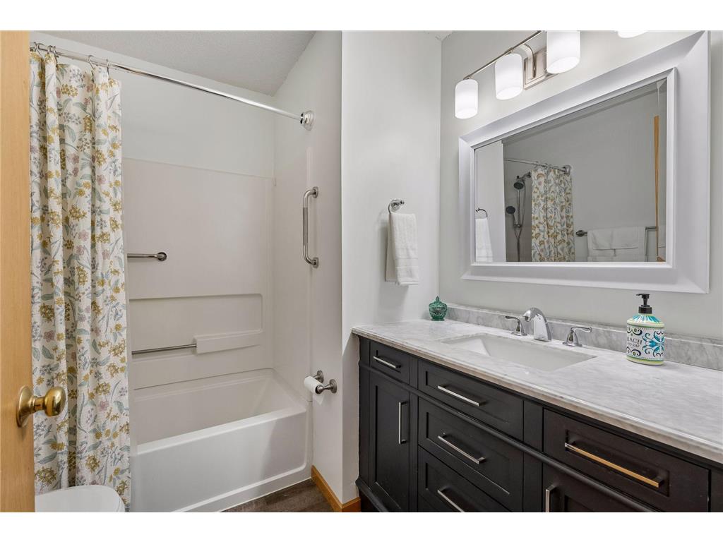 1929 Southcross Drive W #1204 Burnsville MN 55306 7087154 image18