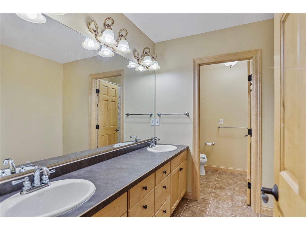 1929 Woodcrest Drive NE Owatonna MN 55060 7050558 image36