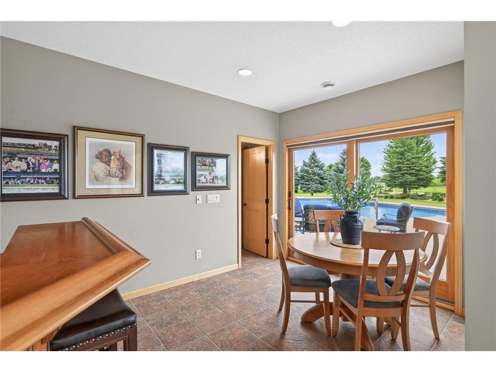 19295 Oak Grove Avenue Credit River Twp MN 55372 7110371 image70