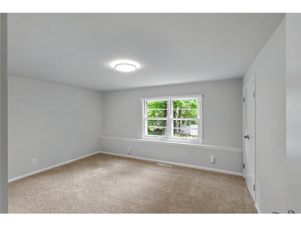 193 3rd Street #2 Excelsior MN 55331 6781893 image11