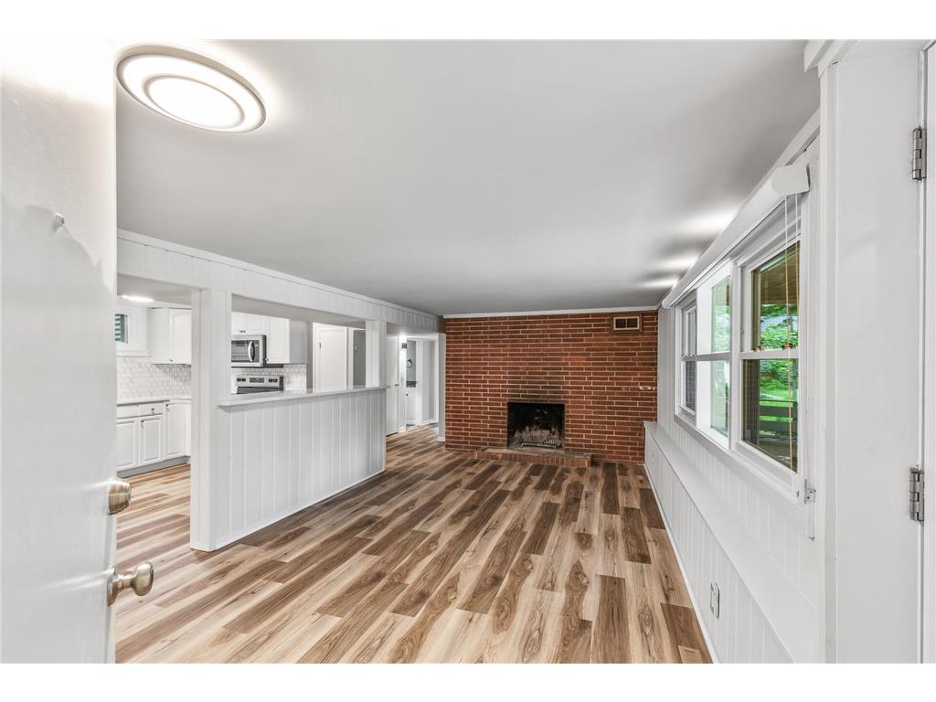 193 3rd Street #2 Excelsior MN 55331 6781893 image4