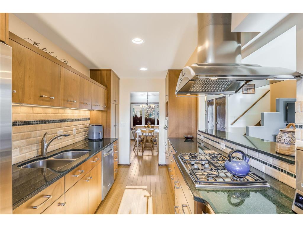 193 Windsor Lane New Brighton MN 55112 6647908 image1