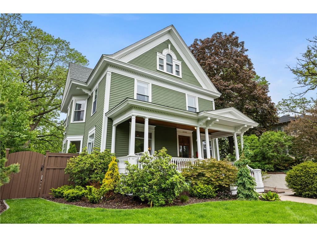 1930 Girard Avenue S Minneapolis MN 55403 7073960 image2