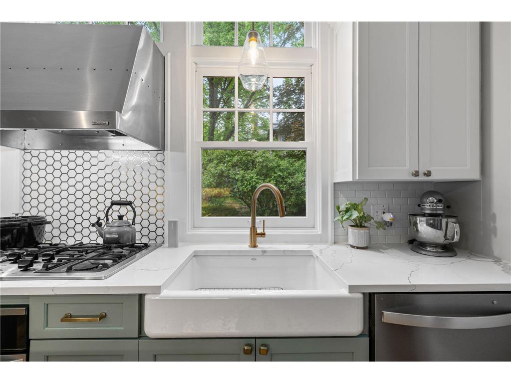 1930 Girard Avenue S Minneapolis MN 55403 7073960 image31