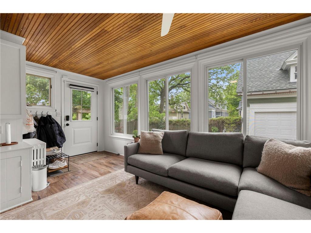 1930 Girard Avenue S Minneapolis MN 55403 7073960 image38