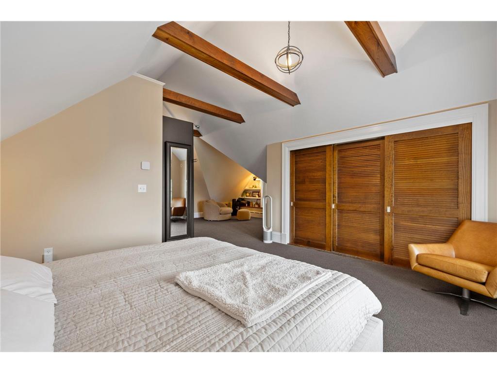 1930 Girard Avenue S Minneapolis MN 55403 7073960 image81