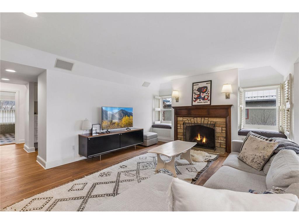 1930 Knox Avenue S Minneapolis MN 55403 7038053 image25