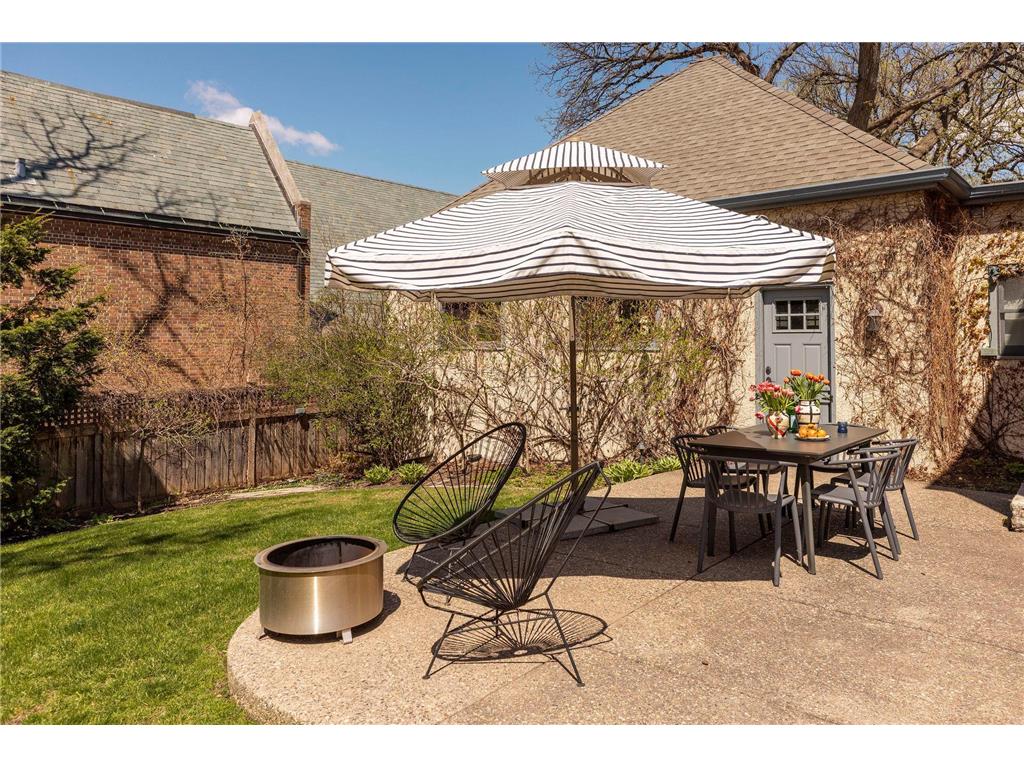 1930 Knox Avenue S Minneapolis MN 55403 7038053 image39