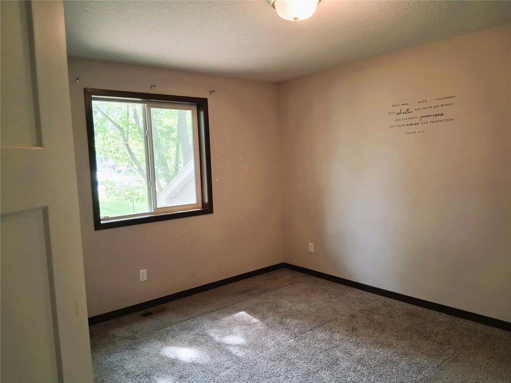 1930 Prospect Drive NE Saint Cloud MN 56304 7111912 image7