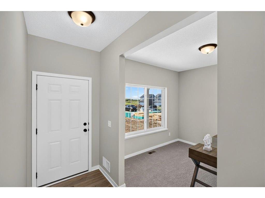1931 Pierce Street SE Cambridge MN 55008 7104784 image3