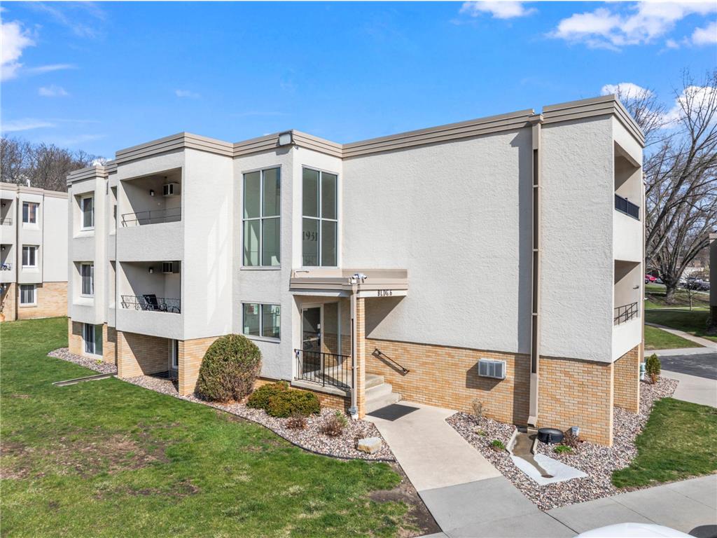 1931 Viking Drive NW #14 Rochester MN 55901 7053681 image1