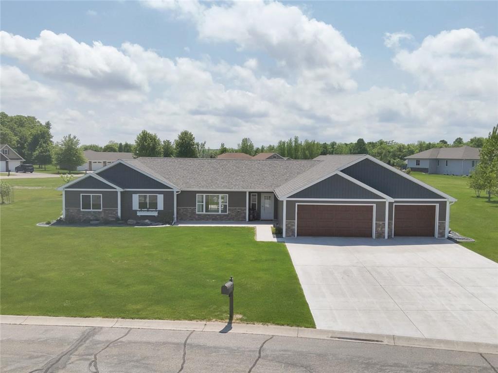 1932 Clear Creek Boulevard Detroit Lakes MN 56501 7085052 image1