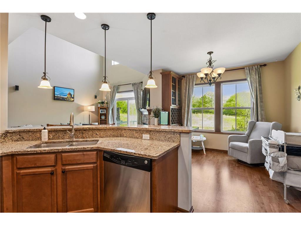 1932 Commonwealth Boulevard Chanhassen MN 55317 7066917 image11