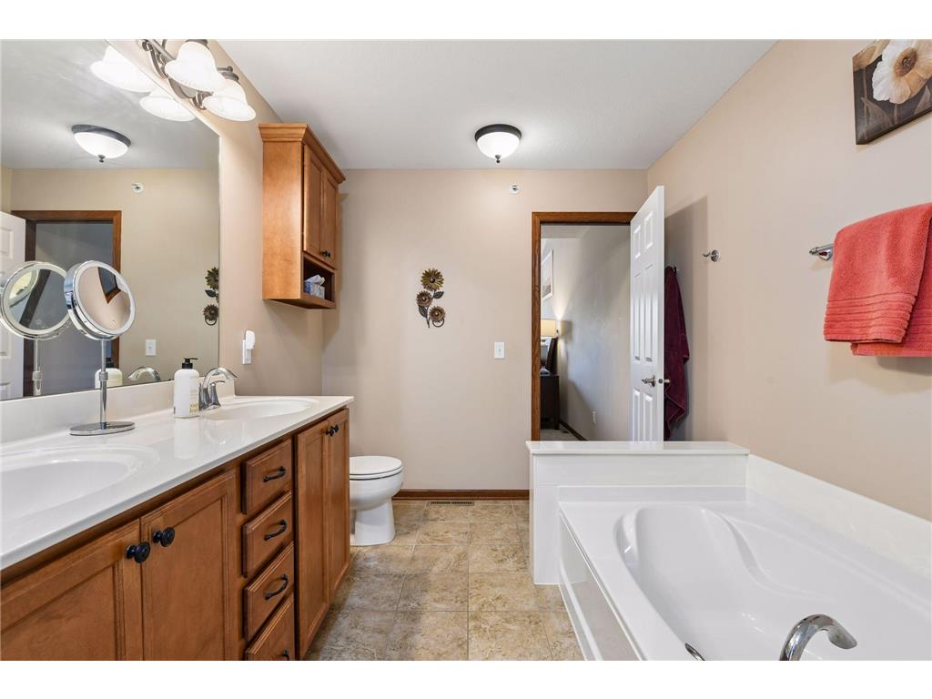 1932 Commonwealth Boulevard Chanhassen MN 55317 7066917 image24