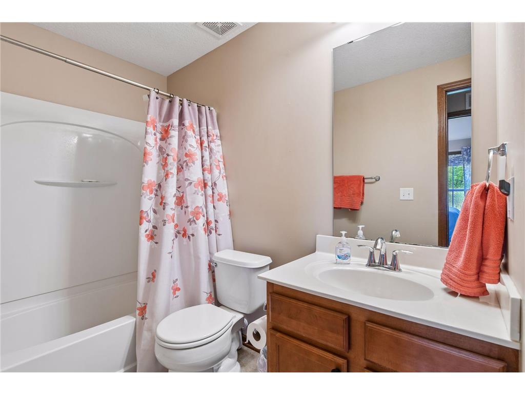 1932 Commonwealth Boulevard Chanhassen MN 55317 7066917 image36
