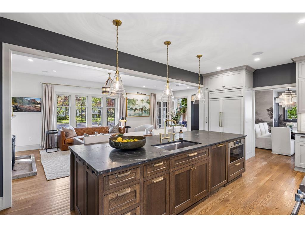 1932 Kenwood Parkway Minneapolis MN 55405 7072371 image23