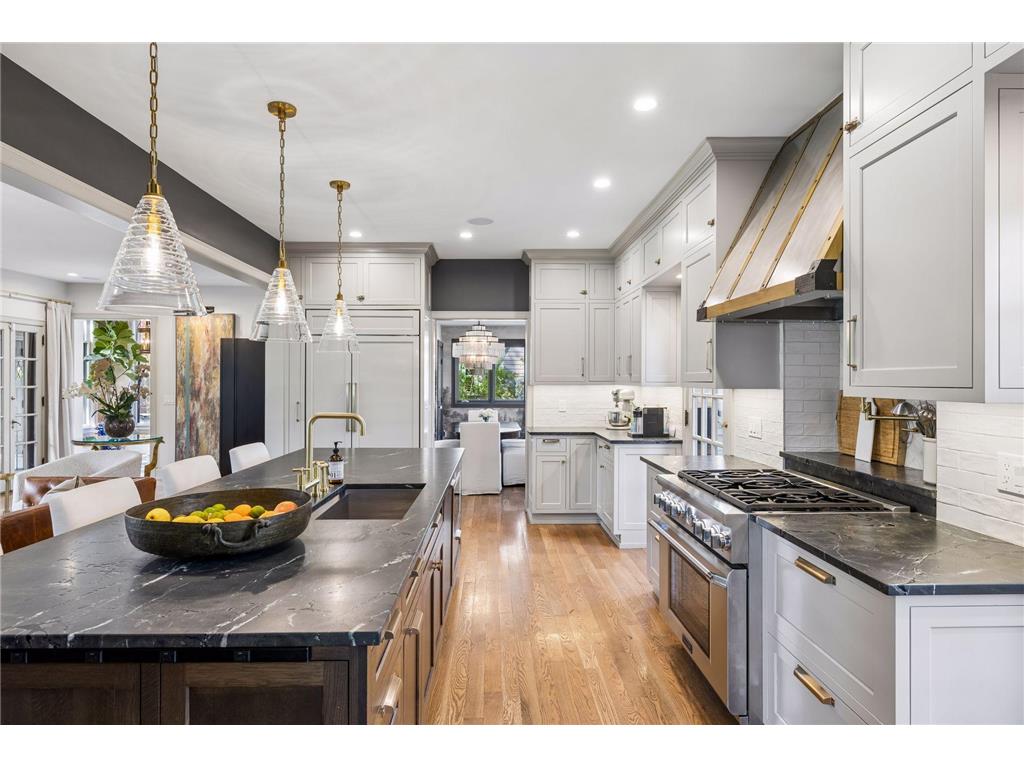 1932 Kenwood Parkway Minneapolis MN 55405 7072371 image24