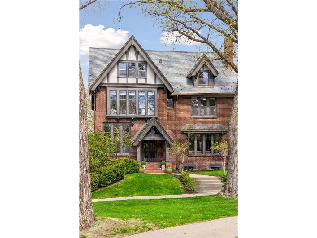 1932 Kenwood Parkway Minneapolis MN 55405 7072371 image3