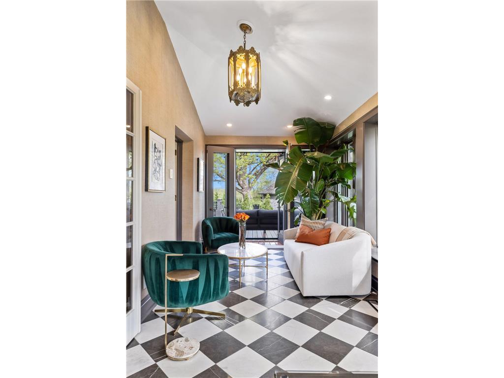 1932 Kenwood Parkway Minneapolis MN 55405 7072371 image33
