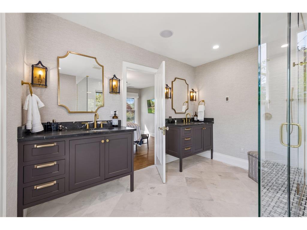 1932 Kenwood Parkway Minneapolis MN 55405 7072371 image38