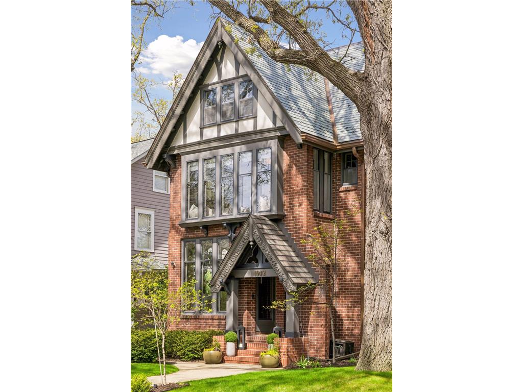 1932 Kenwood Parkway Minneapolis MN 55405 7072371 image4