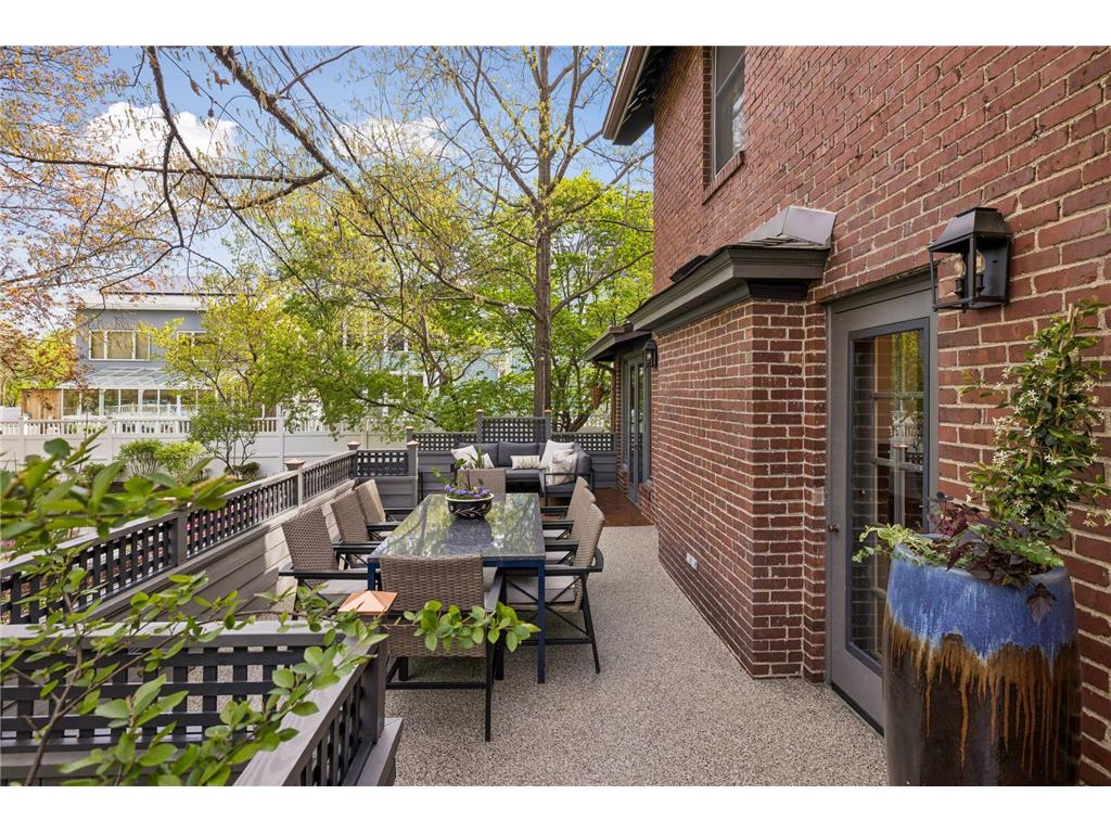 1932 Kenwood Parkway Minneapolis MN 55405 7072371 image70