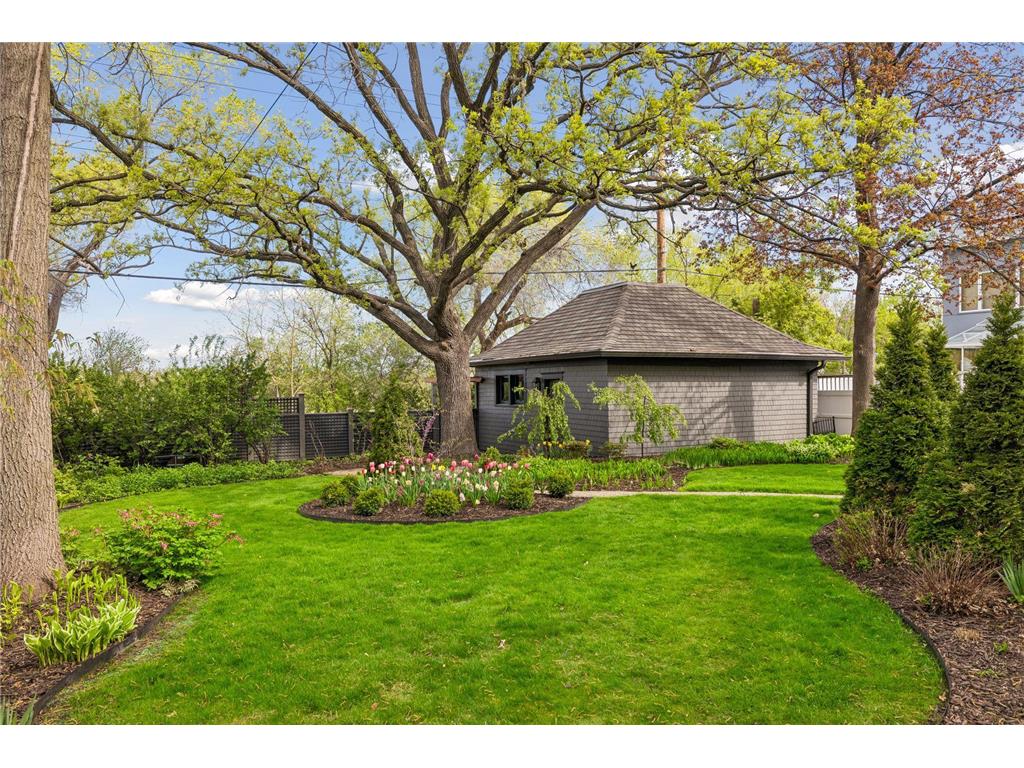 1932 Kenwood Parkway Minneapolis MN 55405 7072371 image75