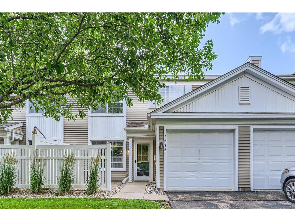 1932 Kyle Way Eagan MN 55122 6569593 image1