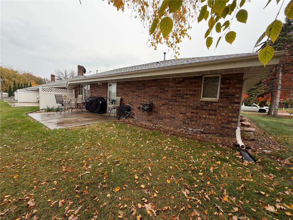 1932 Wilby Road Albert Lea MN 56007 - Fountain 6810903 image2