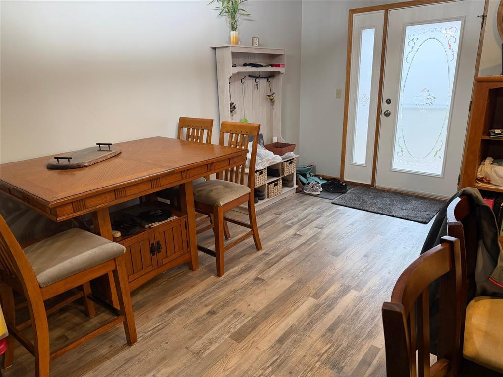 1932 Wilby Road Albert Lea MN 56007 - Fountain 6810903 image5