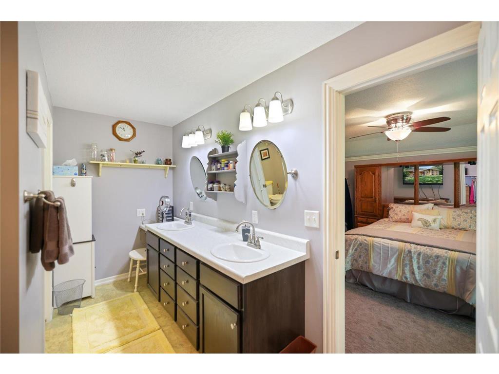 19322 Linnet Street NW Oak Grove MN 55011 7096301 image42