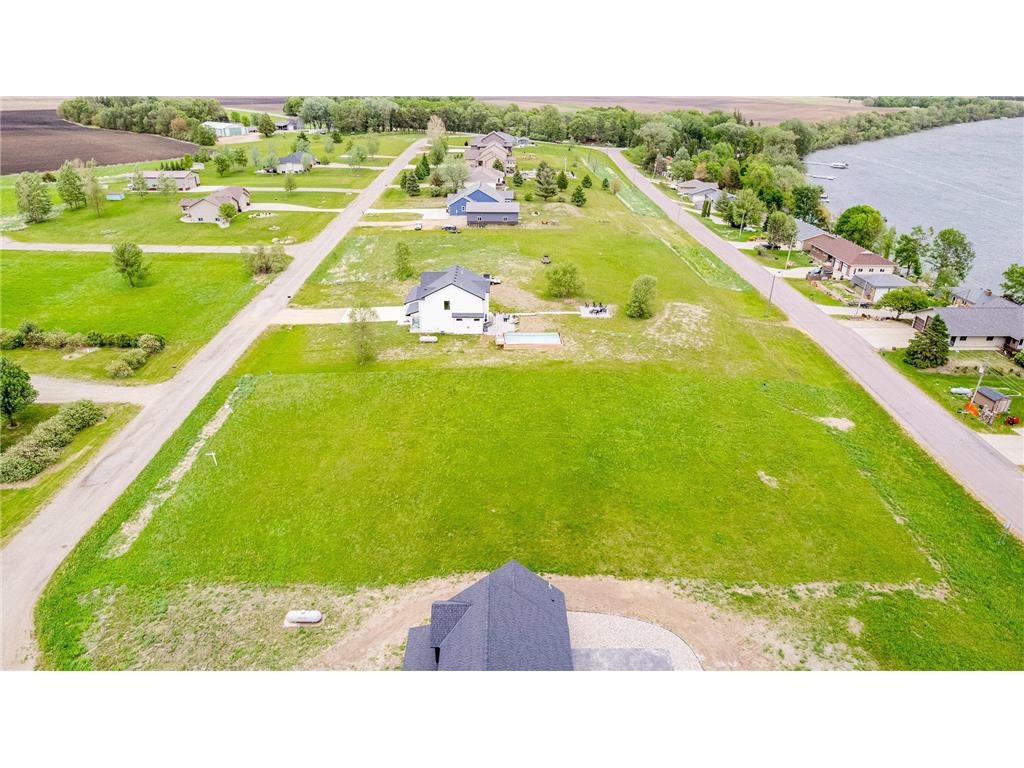 19329 Lake Volney Circle Le Center MN 56057 - Volney 6670413 image8