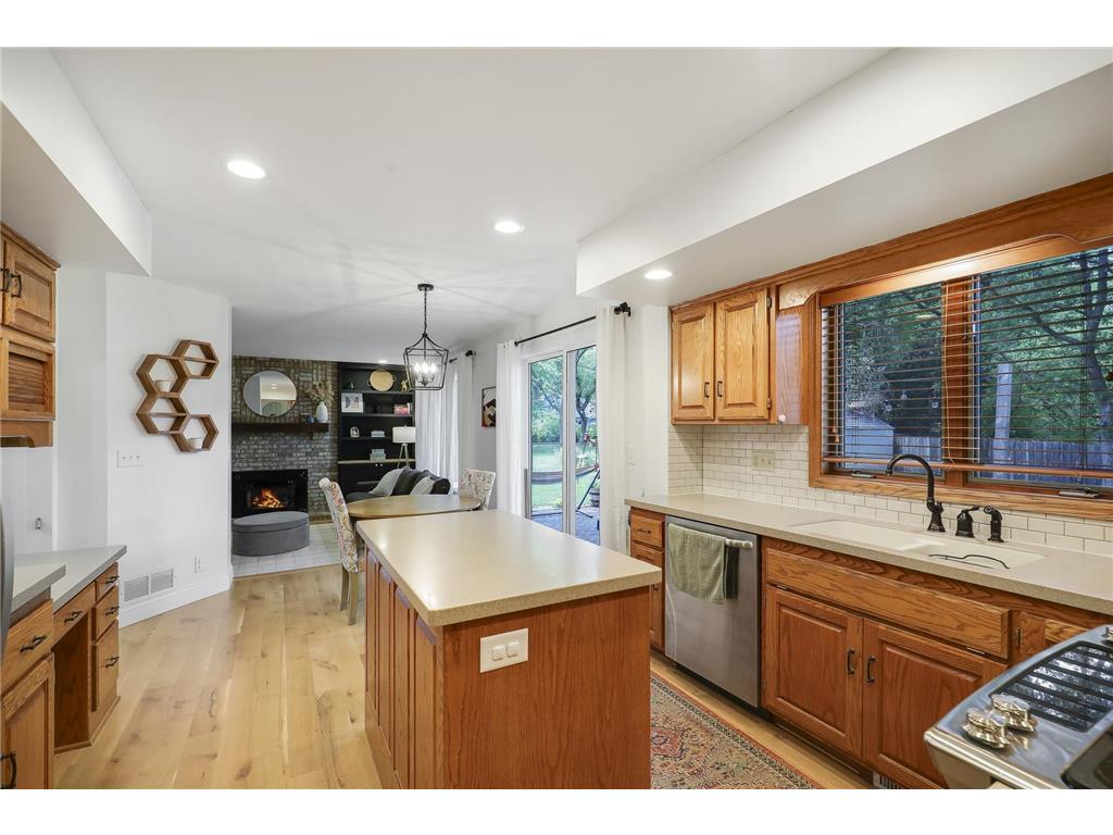 1933 128th Avenue NW Coon Rapids MN 55448 7086370 image20