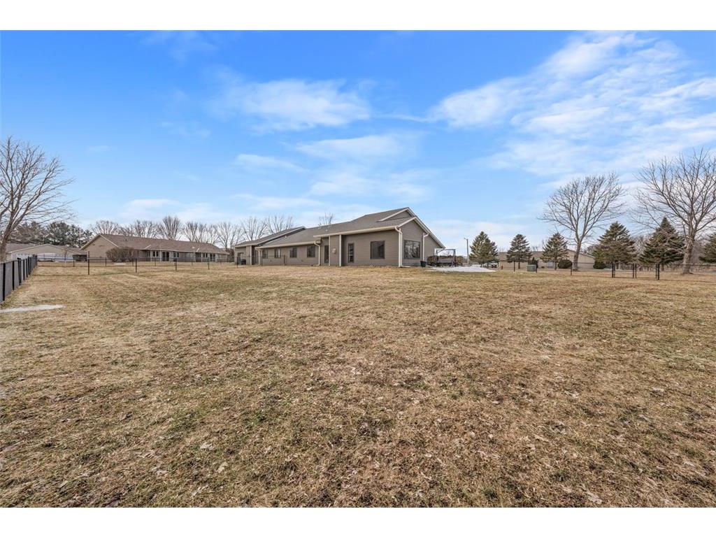 1933 4th Avenue Baldwin WI 54002 7028630 image24