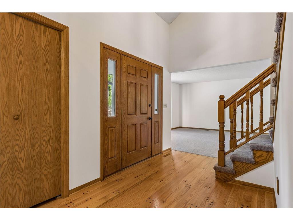 1933 Charlton Street West Saint Paul MN 55118 7081218 image11