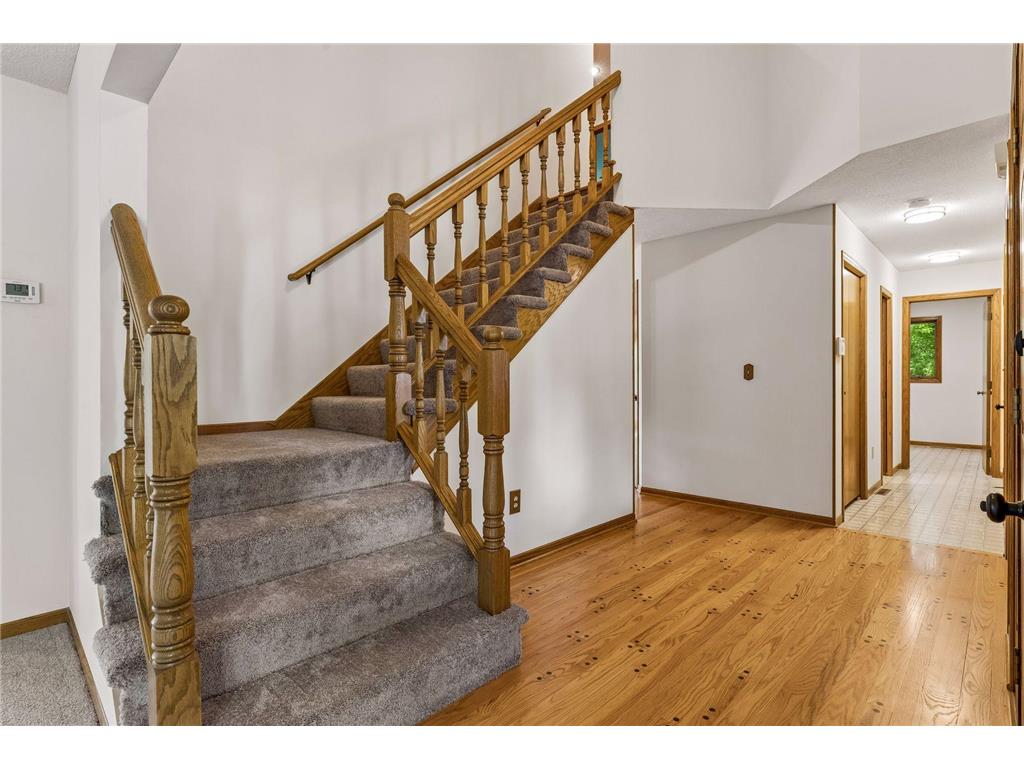 1933 Charlton Street West Saint Paul MN 55118 7081218 image13