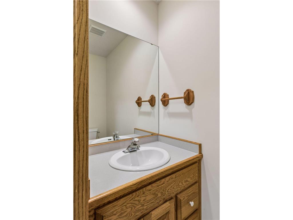 1933 Charlton Street West Saint Paul MN 55118 7081218 image17