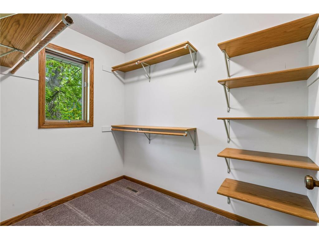 1933 Charlton Street West Saint Paul MN 55118 7081218 image22