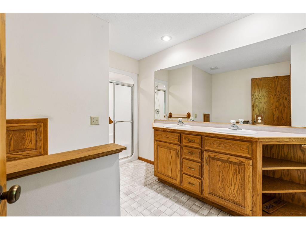 1933 Charlton Street West Saint Paul MN 55118 7081218 image23