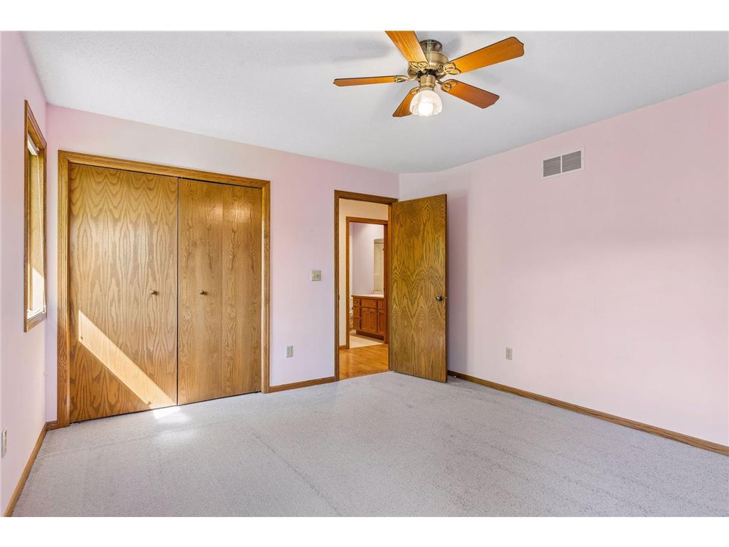 1933 Charlton Street West Saint Paul MN 55118 7081218 image26
