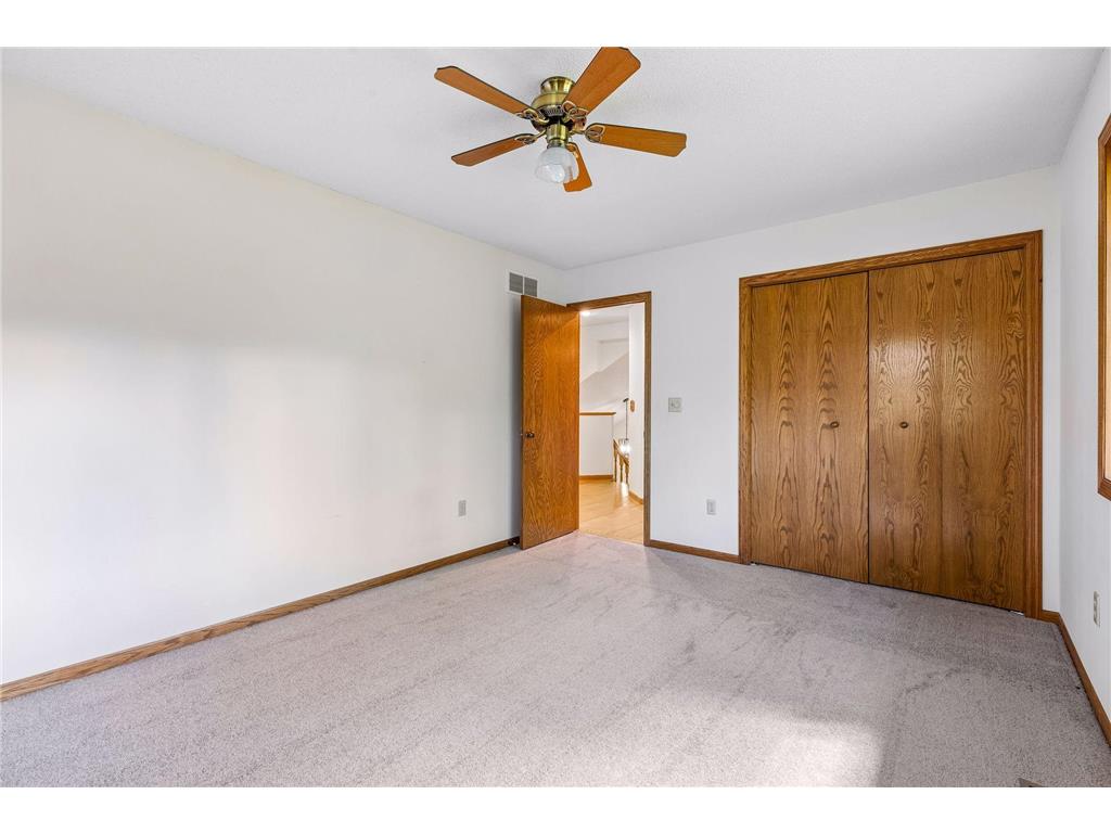 1933 Charlton Street West Saint Paul MN 55118 7081218 image28
