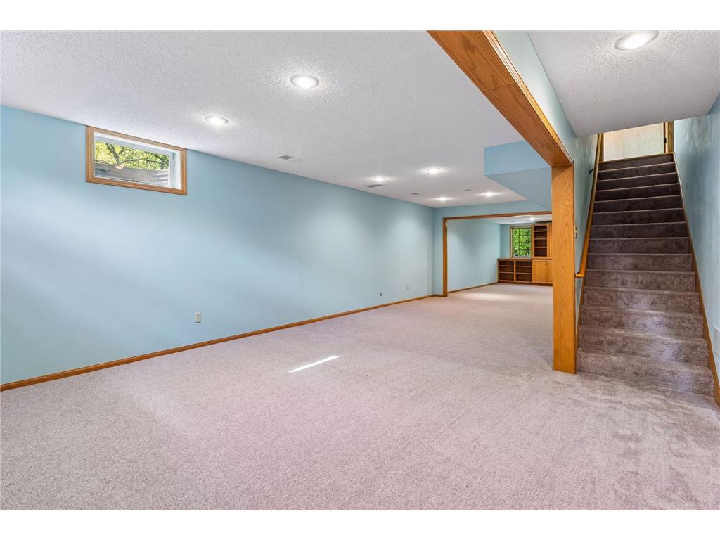 1933 Charlton Street West Saint Paul MN 55118 7081218 image31